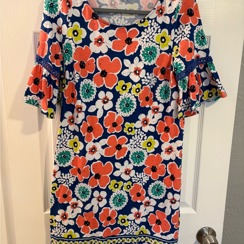crown & ivy Ruffled Bell Sleeve Dress